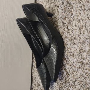 Nine west kitten heels